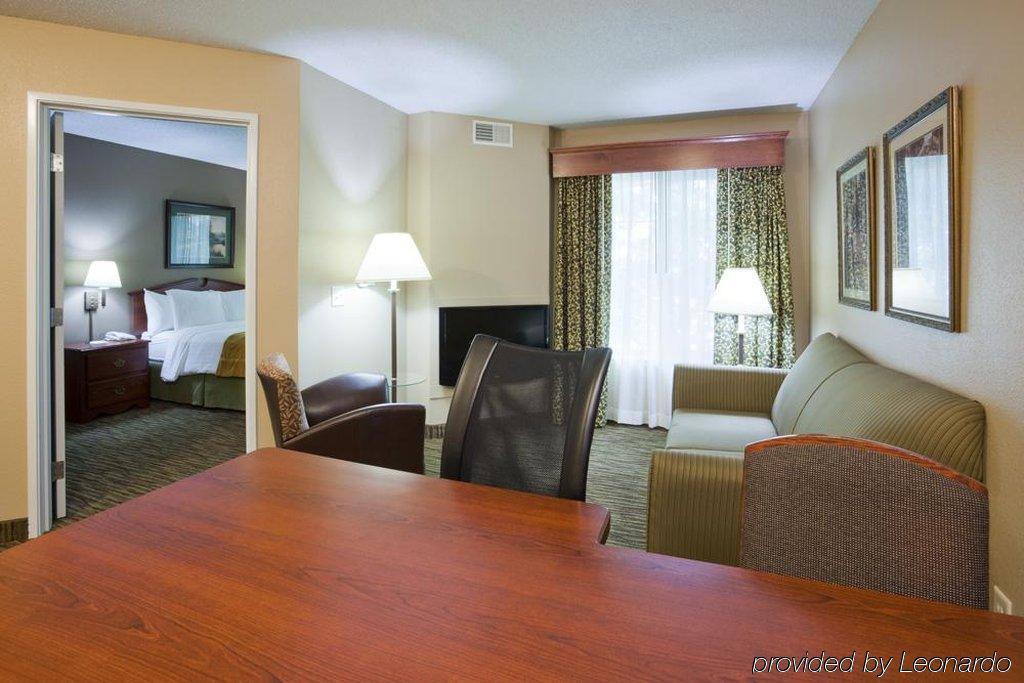 Grandstay Residential Suites Hotel - Eau Claire Zewnętrze zdjęcie