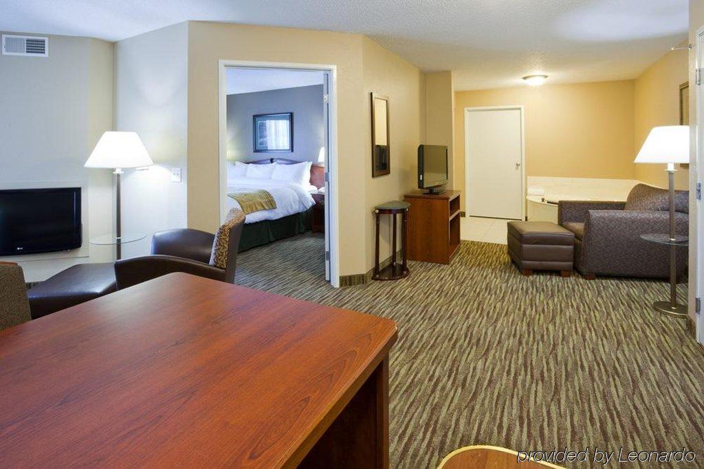 Grandstay Residential Suites Hotel - Eau Claire Zewnętrze zdjęcie