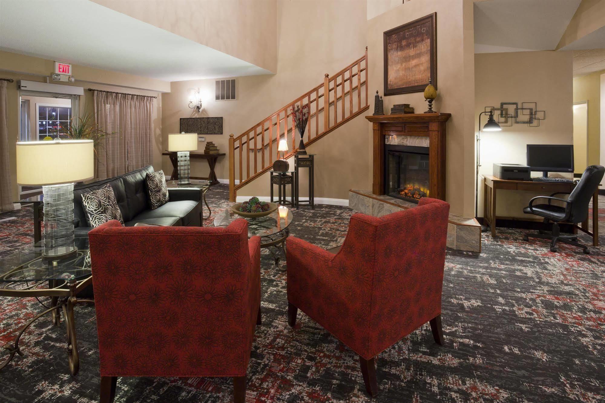 Grandstay Residential Suites Hotel - Eau Claire Zewnętrze zdjęcie