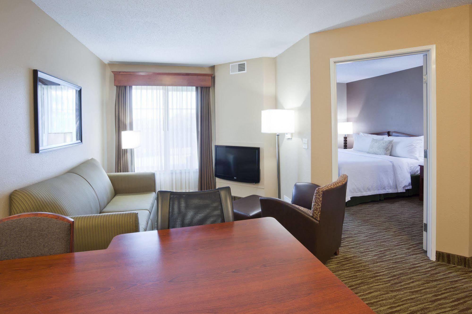 Grandstay Residential Suites Hotel - Eau Claire Zewnętrze zdjęcie